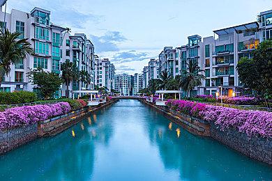 像素沙盒游戏《地痞街区2》 现已上线Steam明年发售